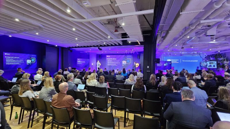 Przyspieszenie w cyfryzacji – spotkanie konsultacyjne Ministerstwa Cyfryzacji