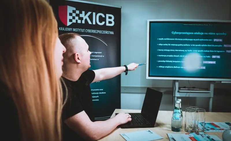 Kierownik w zakresie cyberbezpieczeństwa – nowa rola w strukturach podmiotów kluczowych i ważnych